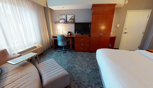 Room, 1 King Bed with Sofa bed (Mobility/Hearing Accessible, Tub)