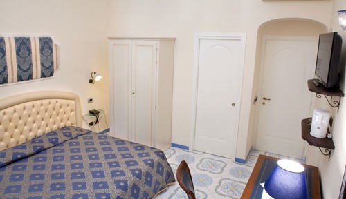 Junior Studio Suite