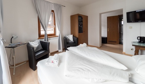 Premium Triple Room, Ensuite, Mountain View (und Balkon)