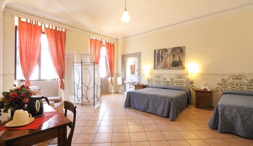 Triple Room, Shared Bathroom (with ensuite shower)