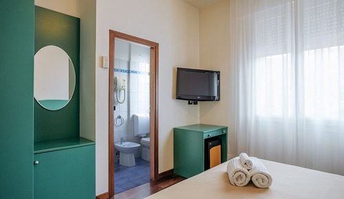 Double Room Single Use
