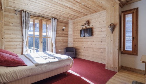 Classic Studio, 1 Queen Bed, Terrace