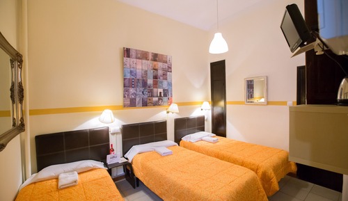 Triple Room, Shared Bathroom