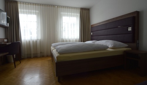 Apartment, 1 bedroom, eat-in kitchen, bathroom and separate WC (A2)