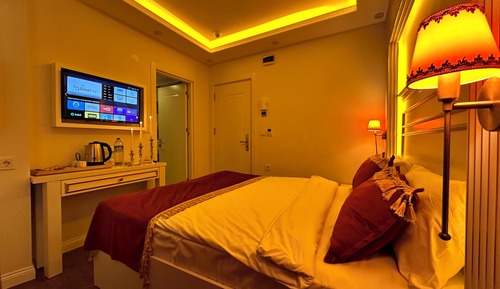 Economy Room