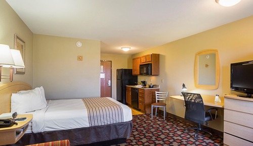 Suite, 1 Queen Bed with Sofa bed, Accessible, Non Smoking