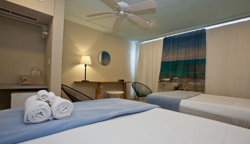 Basic Double Room, Ocean View (Basement level)