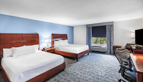 Two queen beds evolution room nonsmoking