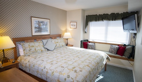 Room, 1 Bedroom (High Floor C)