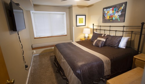Room, 1 Bedroom (1st Floor A/B)