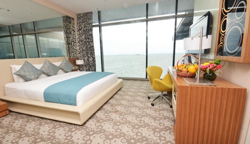 Bayview King Room