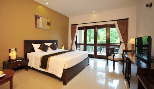 Superior Room, Garden View