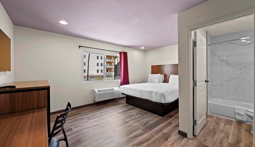 Standard Room, 1 King Bed, Non Smoking