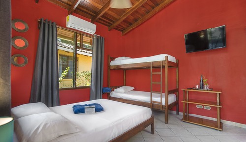 Economy Quadruple Room