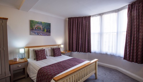 Deluxe Double Room, Ensuite (Front Facing)