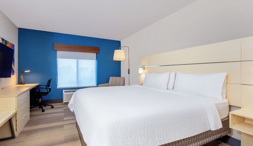 Standard Room, 1 King Bed, Accessible (Comm, Access Tub)