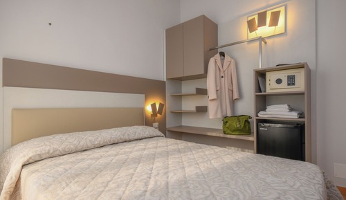 Room, 2 Double Beds