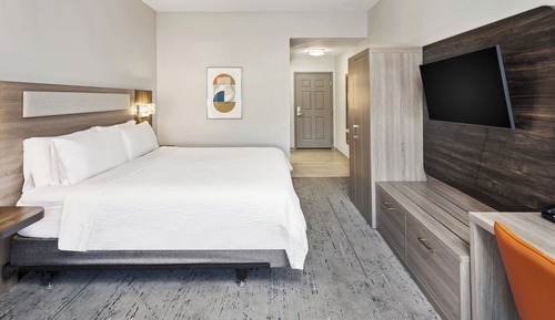 Standard Room, 1 King Bed