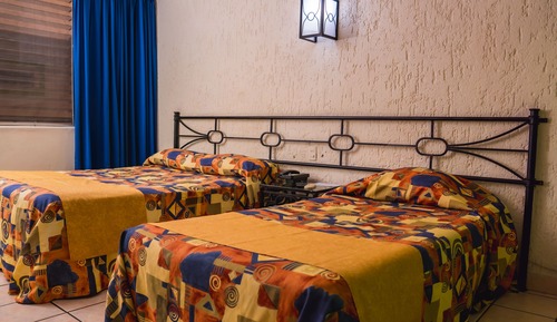 Standard Double Room, Multiple Beds