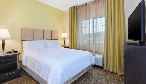 Suite, 1 Bedroom, Accessible (Communications, Mobility)