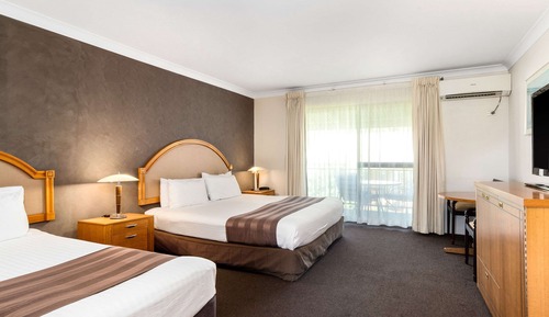Superior King and Single Room 