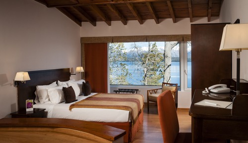 Suite, 1 King Bed, Jetted Tub, Lake View