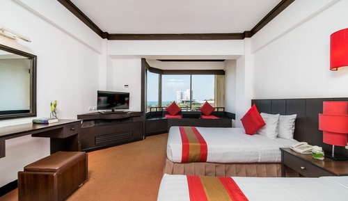 Premier Triple Room