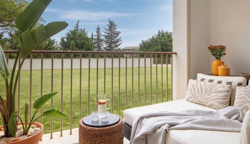 Deluxe Room, 2 Twin Beds, Balcony