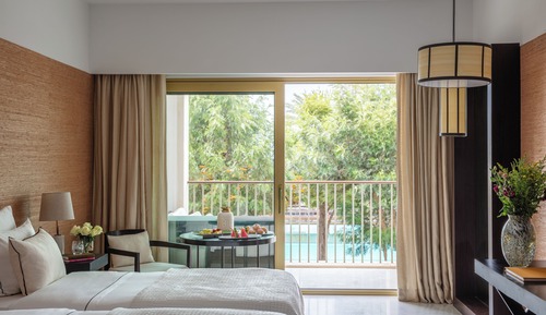 Deluxe Room, 2 Twin Beds, Balcony, Pool View