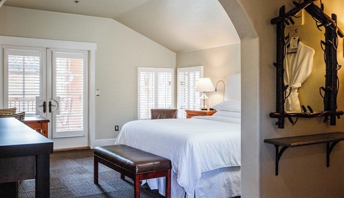 Suite, Multiple Beds