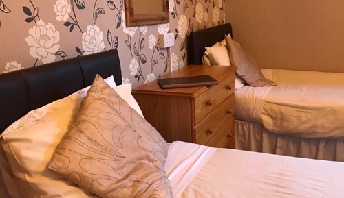Family Room, Ensuite