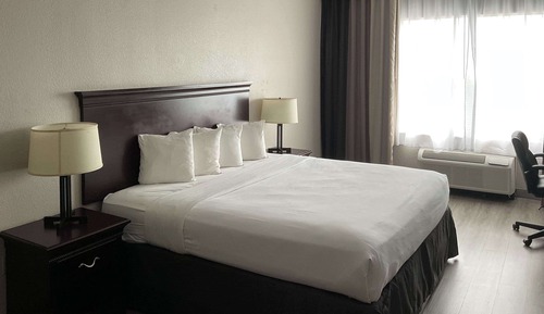 Suite, 1 Bedroom, Accessible, Non Smoking