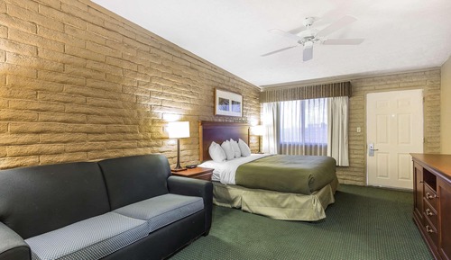 Room, 1 King Bed, Accessible, Non Smoking