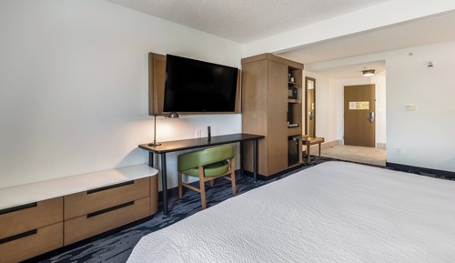 Room, 1 King Bed with Sofa bed, Non Smoking