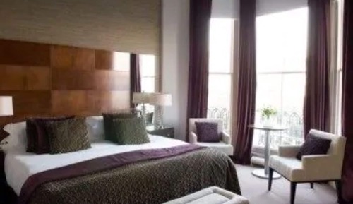 Seaview Room with Super King Bed and Large Walk-In Shower