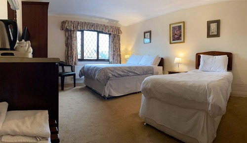 Suite, Ensuite (3 People)