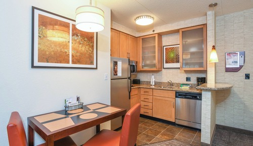 Studio, 1 King Bed with Sofa bed, Non Smoking (Mobility/Hearing Access, Roll-in Shwr)