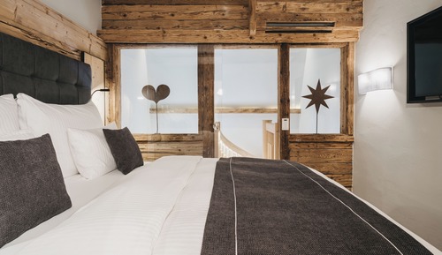 Room (Maisonette II)