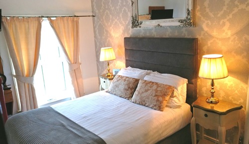 Standard Double Room, Ensuite