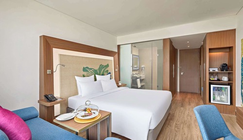 Executive Room, 1 King Bed, Business Lounge Access