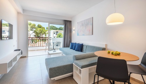 Superior Apartment, 1 Bedroom (Select, 2 Adults + 1 Child)