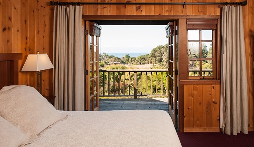 Junior Room, 1 King Bed, Non Smoking, Bay View