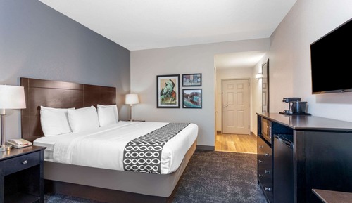Room, 1 King Bed, Non Smoking