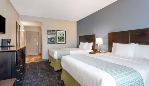 Room, 2 Queen Beds, Accessible, Non Smoking (Mobility/Hearing Impaired Accessible)