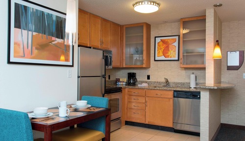 Suite, 1 Bedroom (Mobility/Hearing Accessible, Tub)