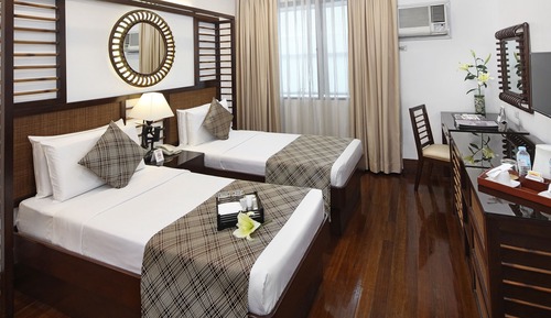 Grand Deluxe Room