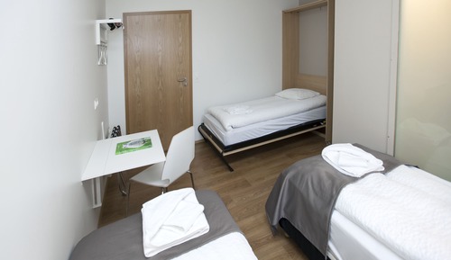Standard Triple Room, Accessible, Private Bathroom