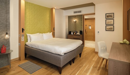 Room (Roomy)