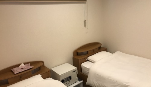 Small Twin Room, 304 (Check in time from 3pm - 10pm)