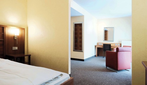 Suite, Multiple Beds, Non Smoking